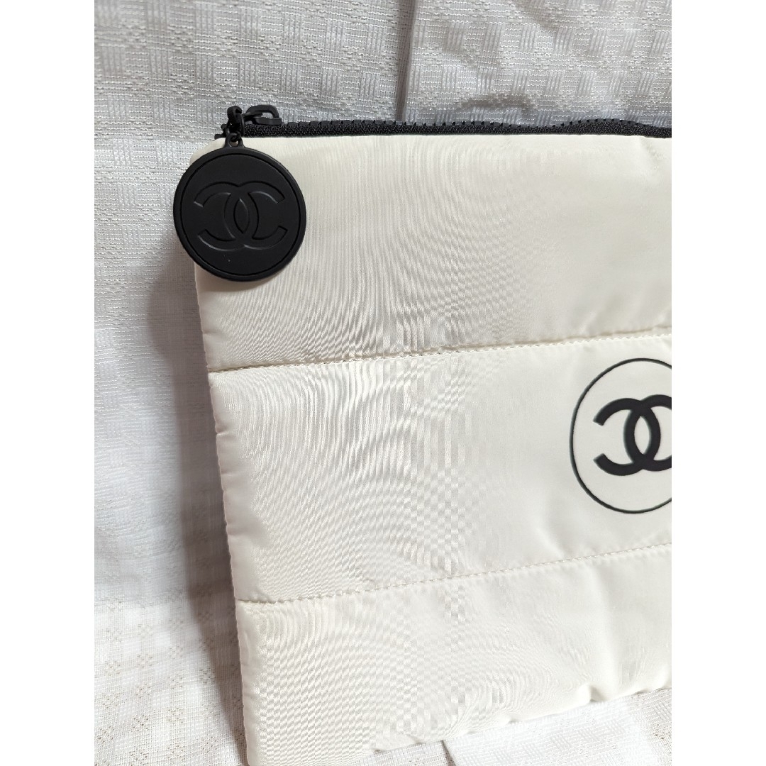 CHANEL - ポーチ ノベルティ ココマーク シャネル CHANEL CHANEL - ポーチ ノベルティ ココマーク シャネル CHANEL