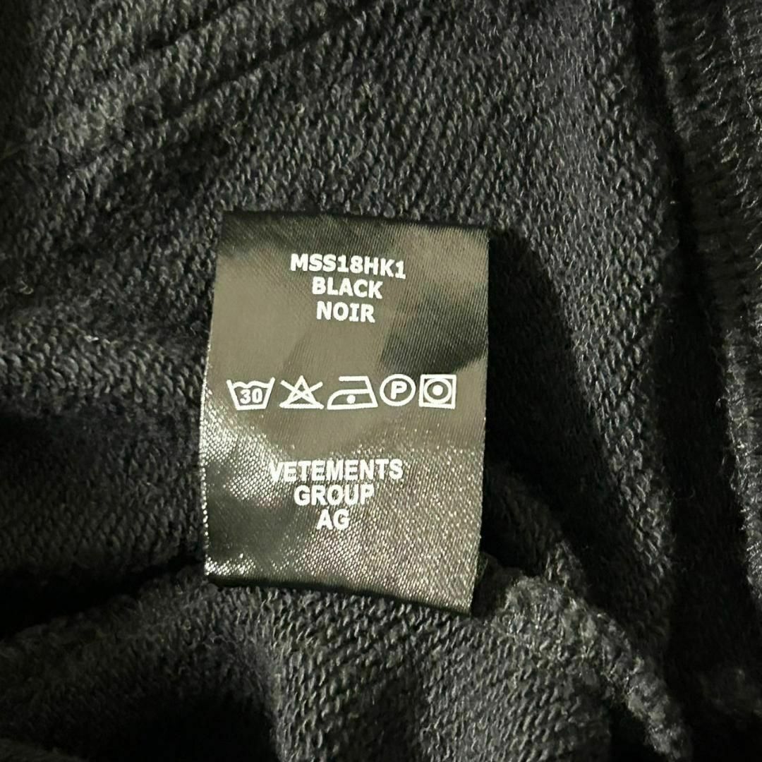 VETEMENTS - 超美品 21SS VETEMENTS 名作 WORLD TOUR パーカー M VETEMENTS - 超美品 21SS VETEMENTS 名作 WORLD TOUR パーカー M