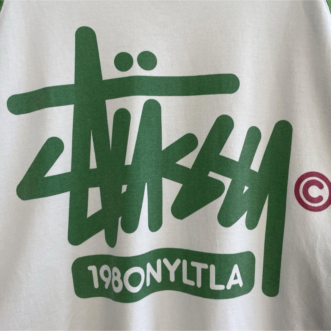 STUSSY - 【グリーン、ラグランTシャツ】stussyショーンフォント STUSSY - 【グリーン、ラグランTシャツ】stussyショーンフォント