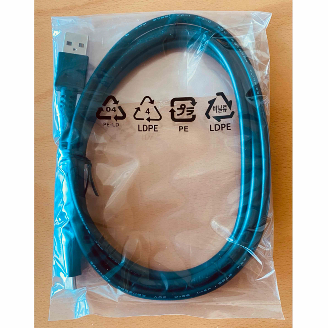 任天堂(ニンテンドウ)の任天堂switch Switch用純正USB充電ケーブル(1.5m) タイプC エンタメ/ホビーのゲームソフト/ゲーム機本体(その他)の商品写真