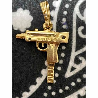 Supreme(ネックレス)のフリマアイテム一覧 Supreme(ネックレス)のフリマアイテム一覧