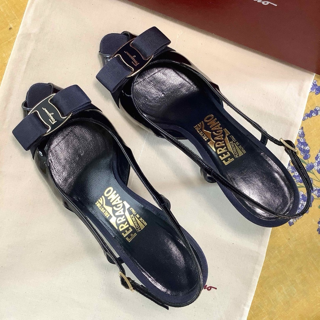 Salvatore Ferragamo - 新品同様!フェラガモ上級ライン VARA Salvatore Ferragamo - 新品同様!フェラガモ上級ライン VARA