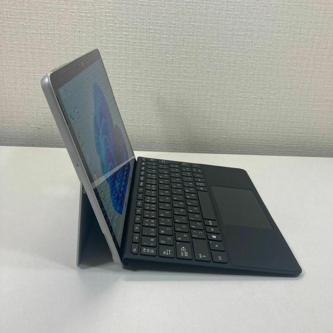 Microsoft(マイクロソフト)のSurfaceLaptop ノートパソコン Windows11 （U31） スマホ/家電/カメラのPC/タブレット(タブレット)の商品写真