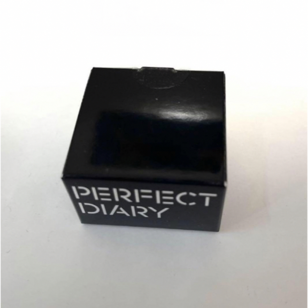 PERFECT DIARY トランスルーシェントブルーリングルースパウダー コスメ/美容のベースメイク/化粧品(フェイスパウダー)の商品写真