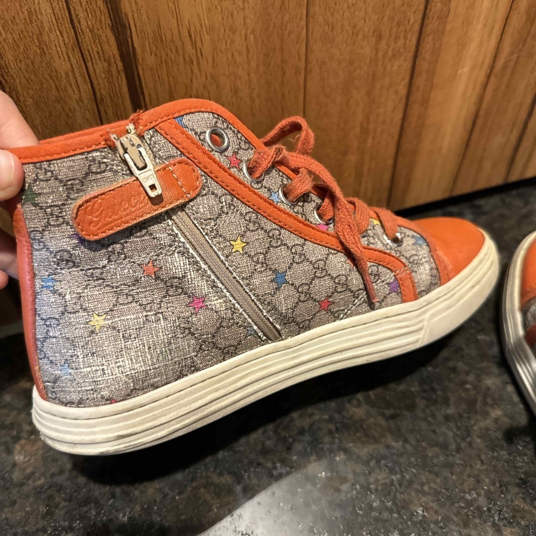 GUCCI - グッチ GUCCI キッズ スニーカー 19.9cmの通販 by GUCCI - グッチ GUCCI キッズ スニーカー 19.9cmの通販 by