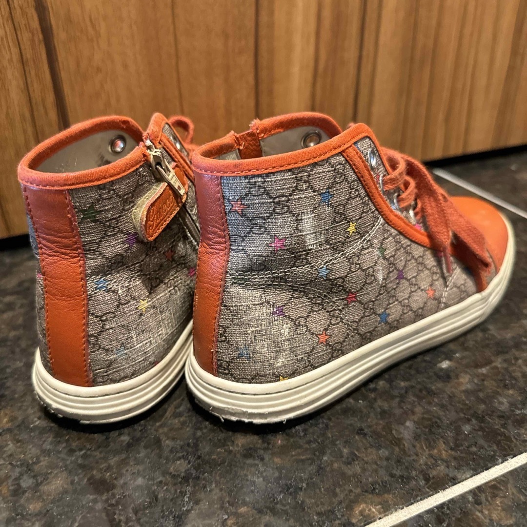 GUCCI - グッチ GUCCI キッズ スニーカー 19.9cmの通販 by GUCCI - グッチ GUCCI キッズ スニーカー 19.9cmの通販 by