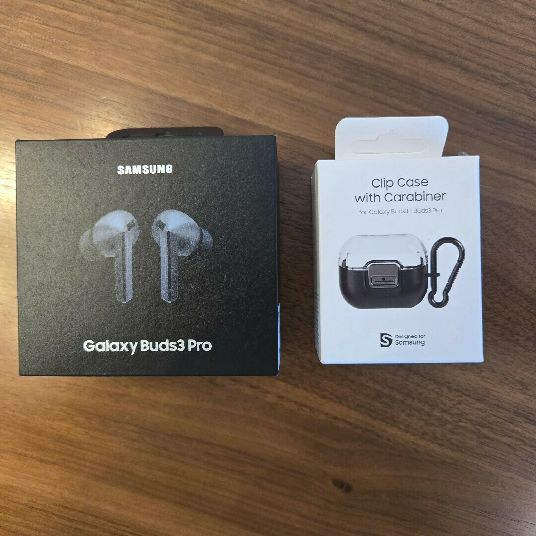 SAMSUNG - Galaxy Buds3 Pro シルバー & 純正 ケース セット SAMSUNG - Galaxy Buds3 Pro シルバー & 純正 ケース セット