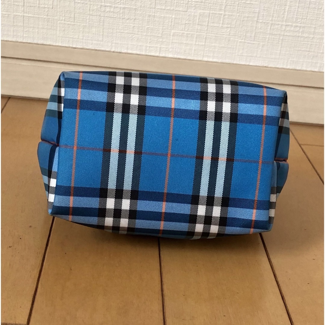 バーバリー ブルーチェック ポーチ バーバリー ブルーチェック ポーチ