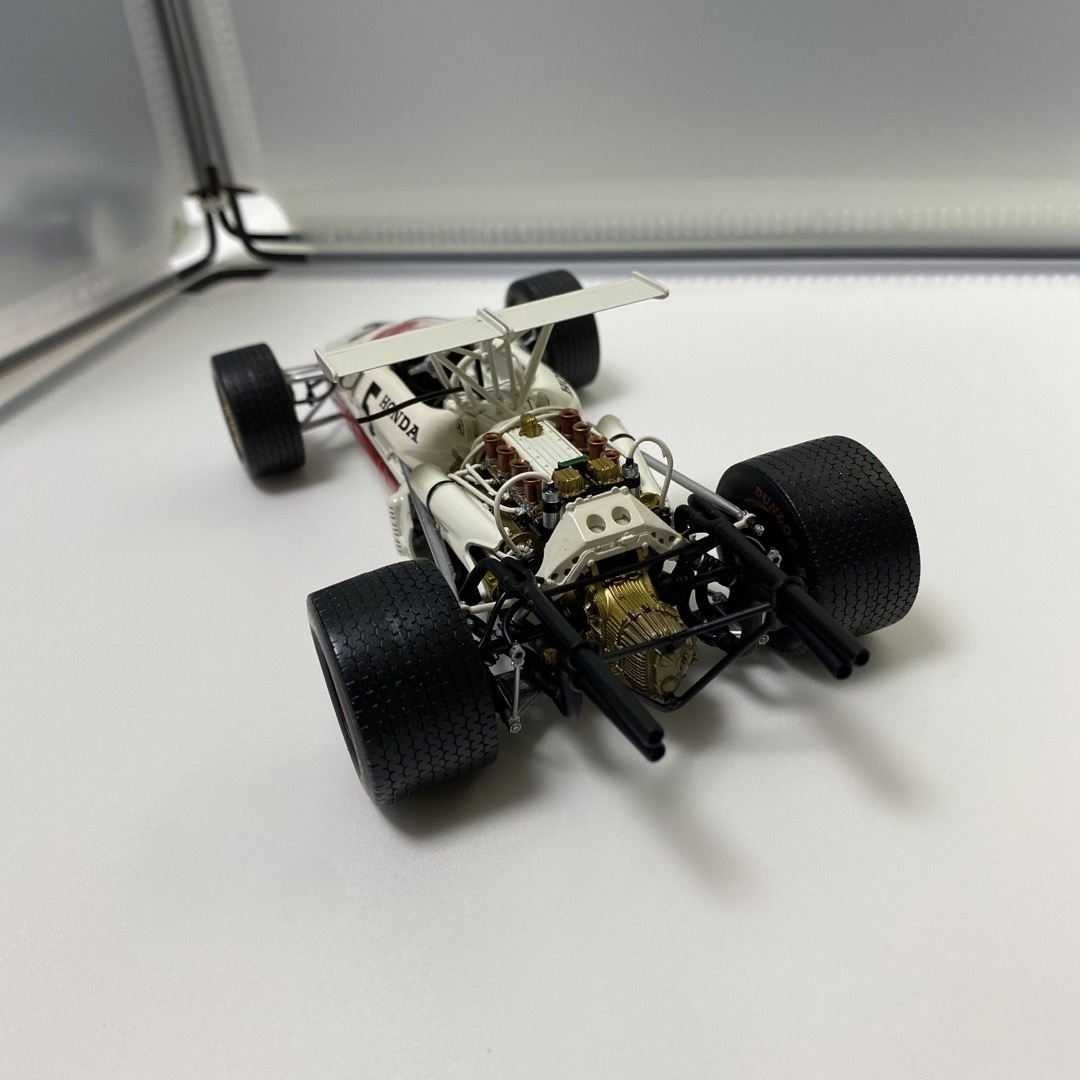 エブロ ホンダF1 RA302 1968東京モーターショーモデル 1/20 エブロ ホンダF1 RA302 1968東京モーターショーモデル 1/20