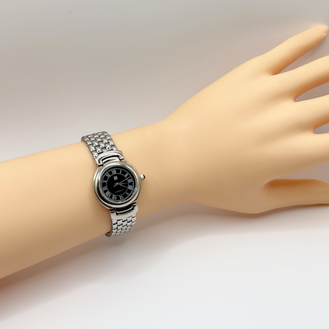 GIVENCHY レディース クォーツ GIVENCHY - GIVENCHY ジバンシィ レディースクォーツ SS.01.XV