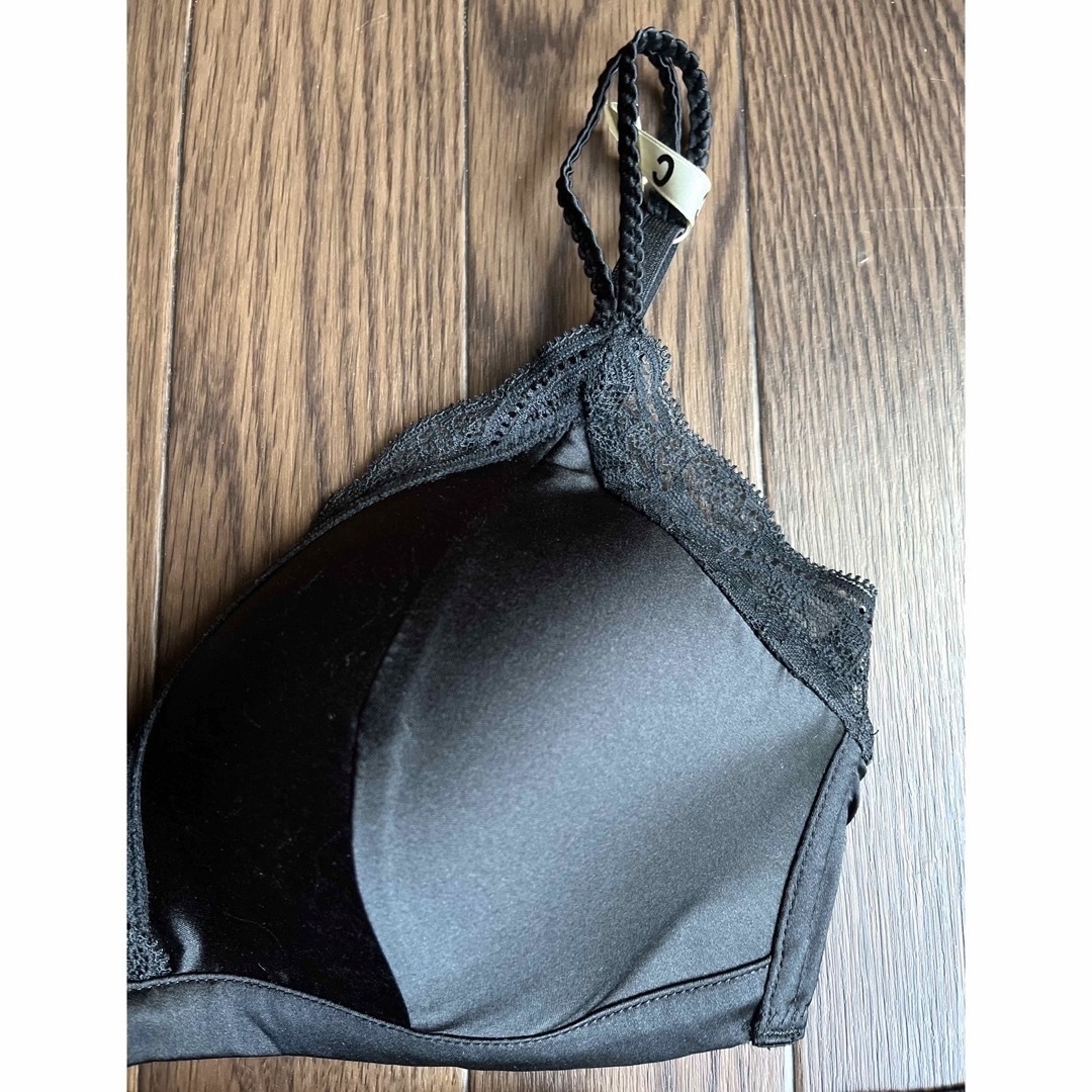 intimissimiインティミッシミ シルクブラ&ショーツセットの通販 intimissimiインティミッシミ シルクブラ&ショーツセットの通販