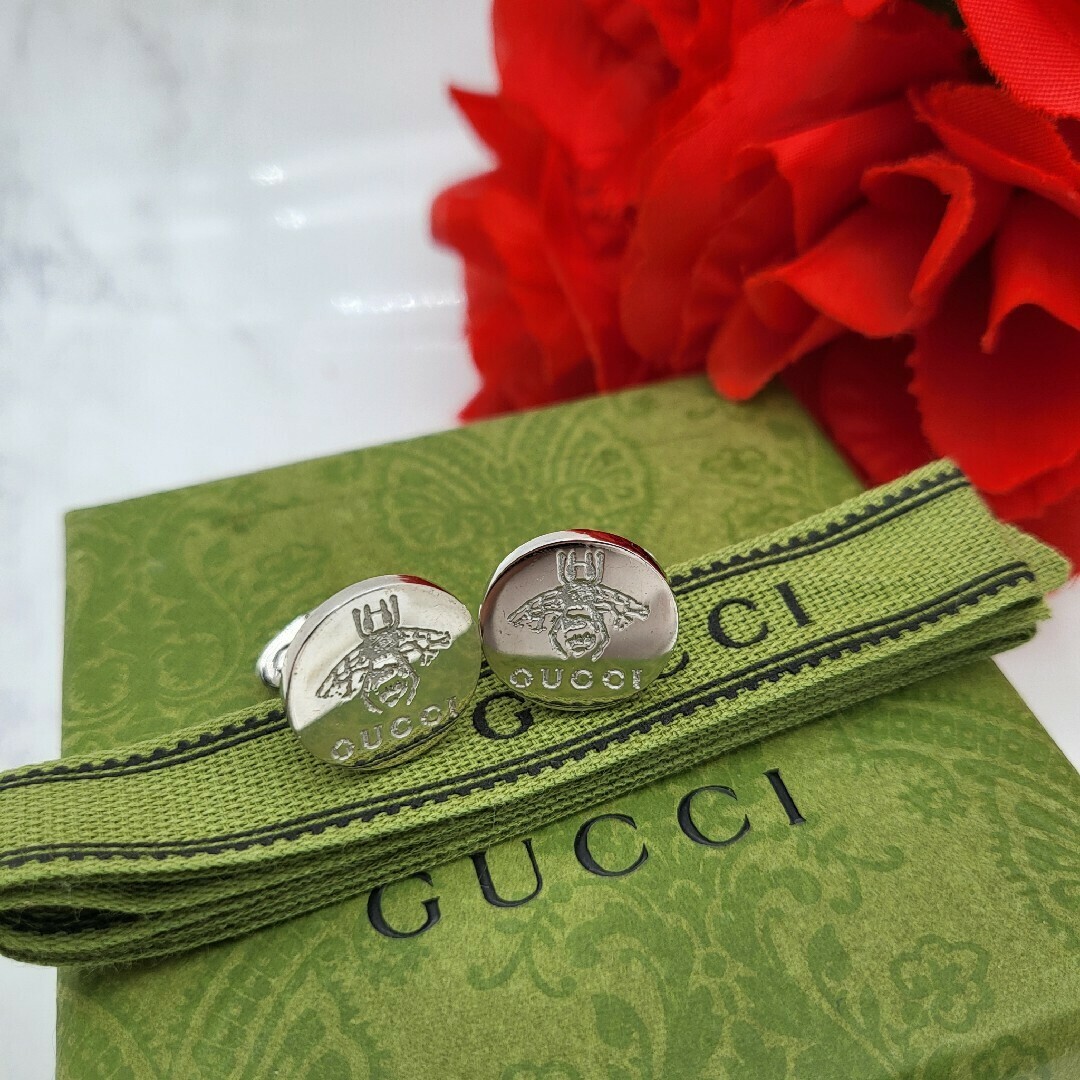 希少】 GUCCI グッチ カフス カフリンクス Bee 蜂 ハチ 希少】 GUCCI グッチ カフス カフリンクス Bee 蜂 ハチ