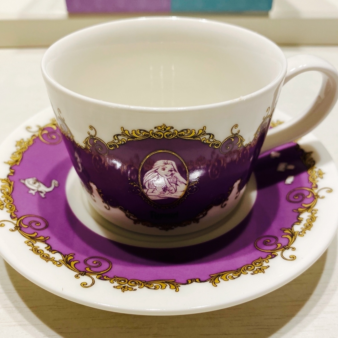 Disney - ディズニープリンセス ティーカップ&ソーサー 新品の Disney - ディズニープリンセス ティーカップ&ソーサー 新品の