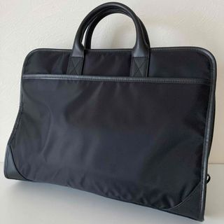 MUJI (無印良品)(ビジネスバッグ)のフリマアイテム一覧 MUJI (無印良品)(ビジネスバッグ)のフリマアイテム一覧