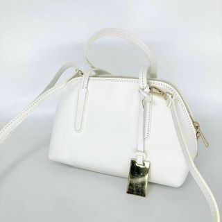 ミロス(MILOS)の✨良品✨Milos ミロス 2wayショルダーバッグ ホワイト　レザー(ショルダーバッグ)