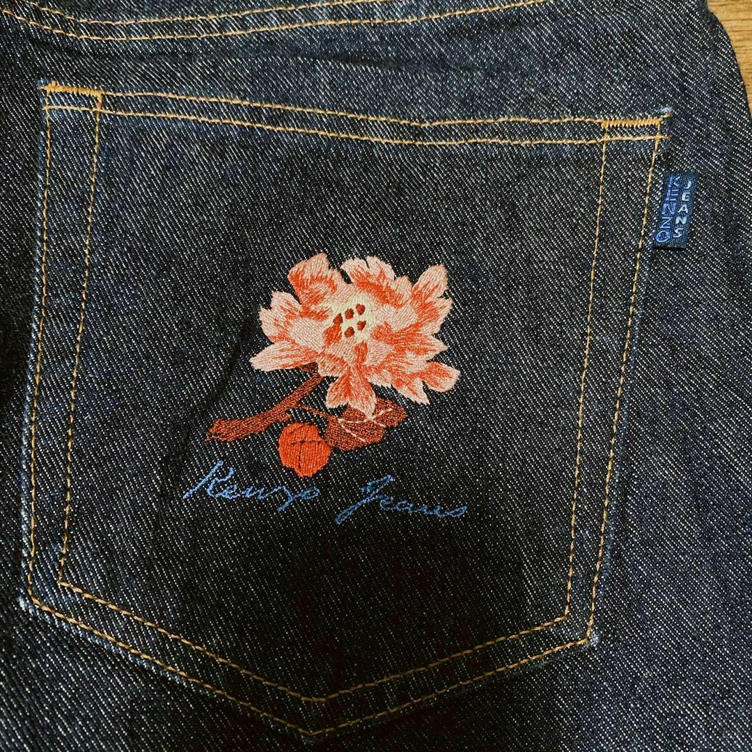 KENZO - KENZO JEANS 刺繍 花柄 ストレートデニムパンツ 特殊 KENZO - KENZO JEANS 刺繍 花柄 ストレートデニムパンツ 特殊