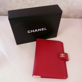 シャネル(CHANEL)のCHANEL♡手帳カバーRED(その他)