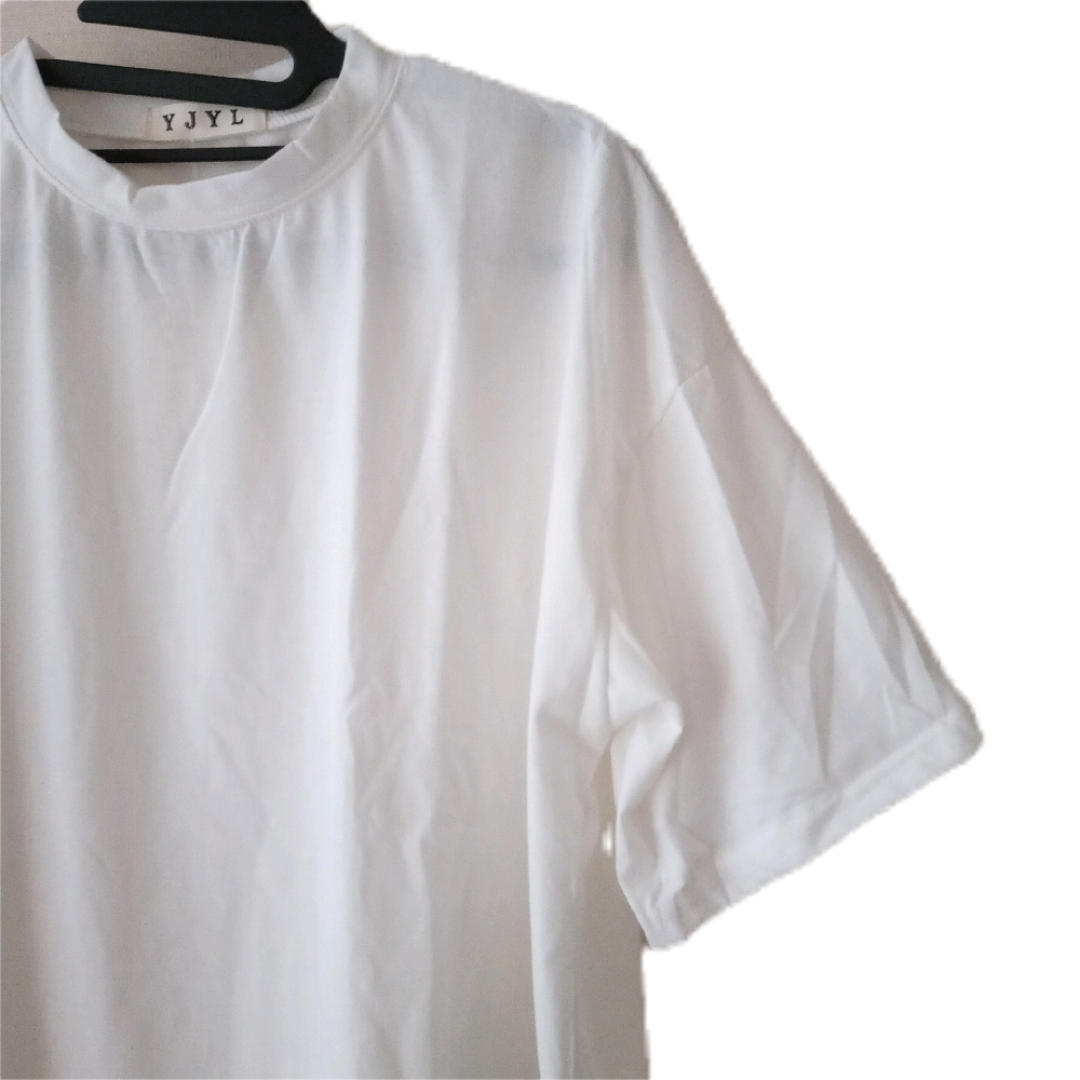 24☆10　プチハイネックシャツ　ホワイト　ドロップショルダー　ボトルネック レディースのトップス(Tシャツ(半袖/袖なし))の商品写真