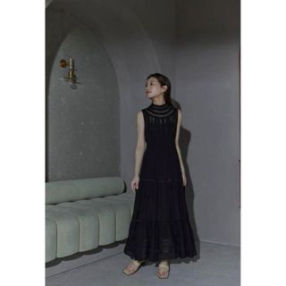 ánuans - LAUBE BLANC Yoke lace tiered dress BLACKの通販 by 2 ánuans - LAUBE BLANC Yoke lace tiered dress BLACKの通販 by 2