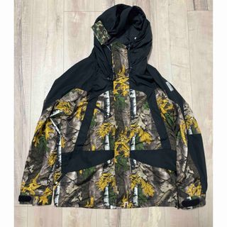 A BATHING APE(マウンテンパーカー)のフリマアイテム一覧 A BATHING APE(マウンテンパーカー)のフリマアイテム一覧