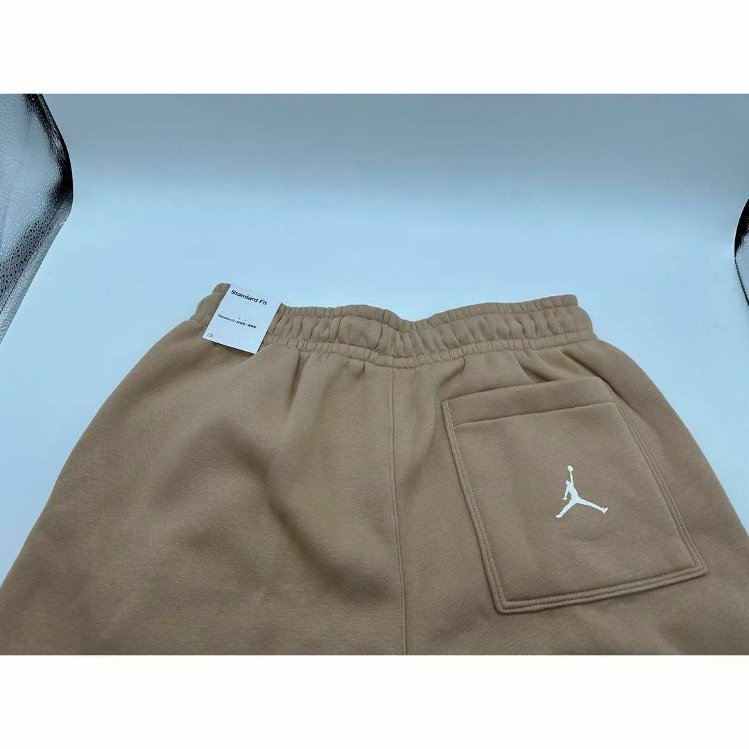 NIKE - 新品 NIKE JORDAN ショートパンツ M ベージュ FB7024の NIKE - 新品 NIKE JORDAN ショートパンツ M ベージュ FB7024の