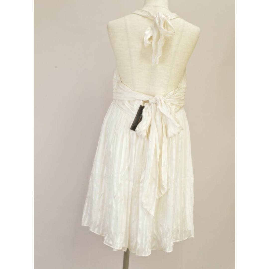 ビーシービージーマックスアズリア BCBG MAXAZRIA ワンピース 12サイズ ホワイト レディース s_z F-L1625の通販 by Trivandrum|ラクマ ビーシービージーマックスアズリア BCBG MAXAZRIA ワンピース 12サイズ ホワイト レディース s_z F-L1625の通販 by Trivandrum|ラクマ