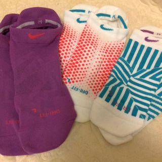 ナイキ(NIKE)のNIKE ソックス レディース 3セット(ソックス)