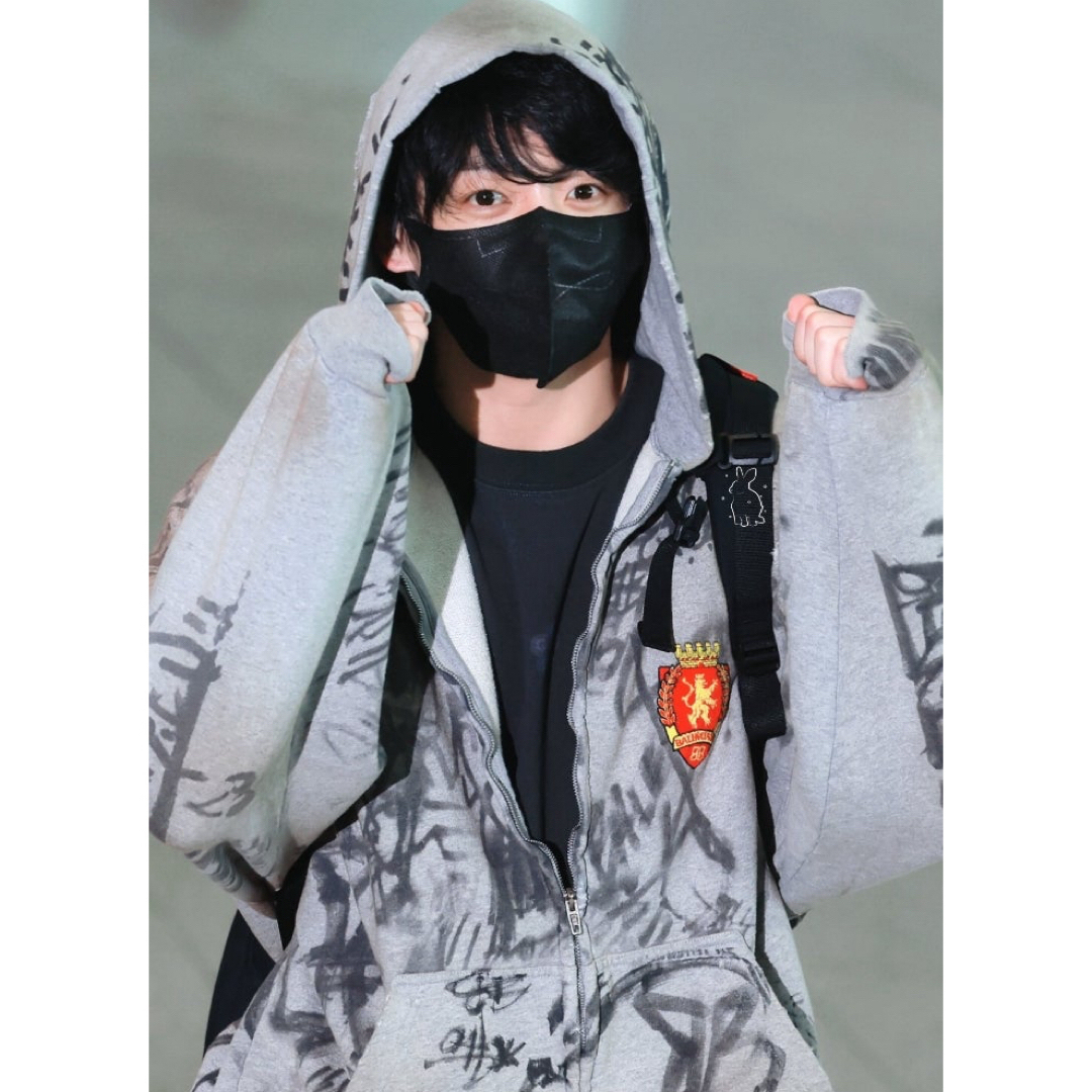 本日限定】BTS ジョングク着用 兄 ブランド GRAFFITIONMINDの 本日限定】BTS ジョングク着用 兄 ブランド GRAFFITIONMINDの
