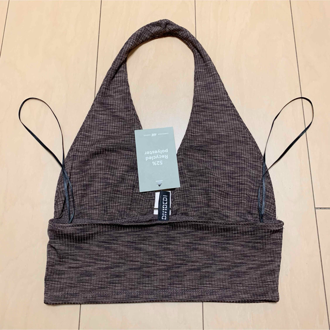 H&M(エイチアンドエム)の【新品未使用】【タグ付き】H&M エイチアンドエム　ビスチェ  ホルターネック レディースのトップス(ホルターネック)の商品写真