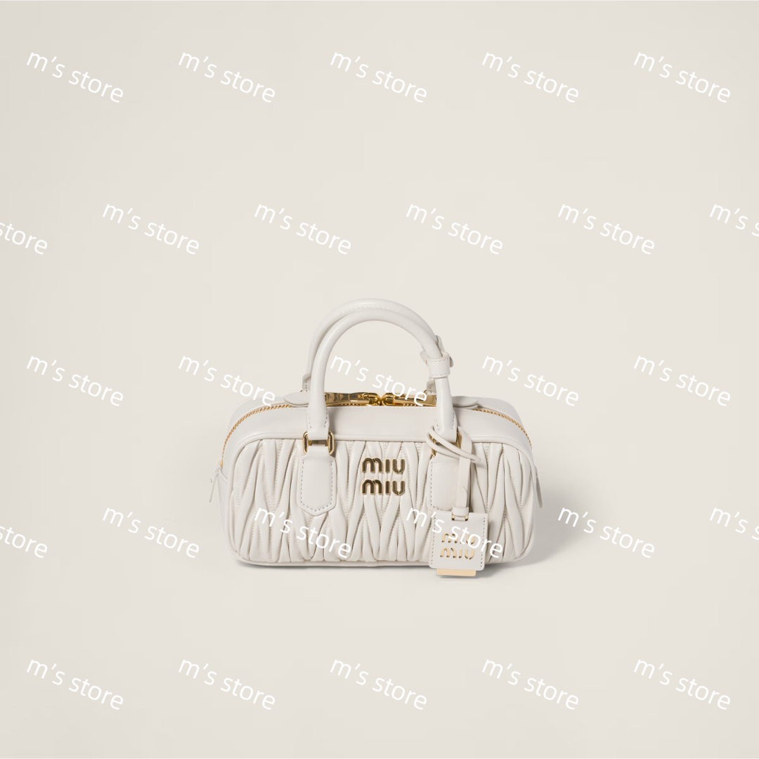 MIU MIU - 新品 miumiu ミュウミュウ アルカディ マテラッセ MIU MIU - 新品 miumiu ミュウミュウ アルカディ マテラッセ
