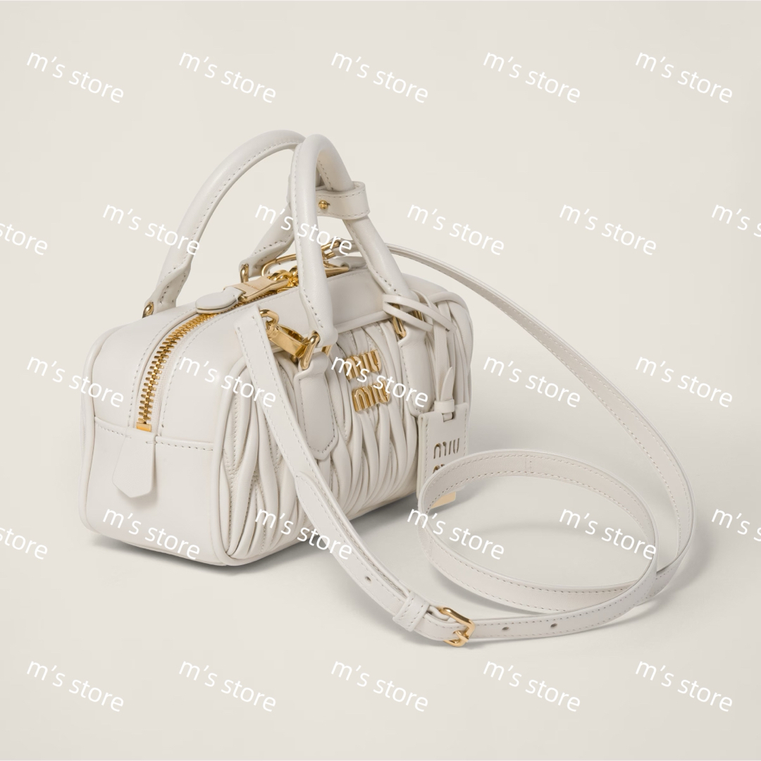 MIU MIU - 新品 miumiu ミュウミュウ アルカディ マテラッセ MIU MIU - 新品 miumiu ミュウミュウ アルカディ マテラッセ
