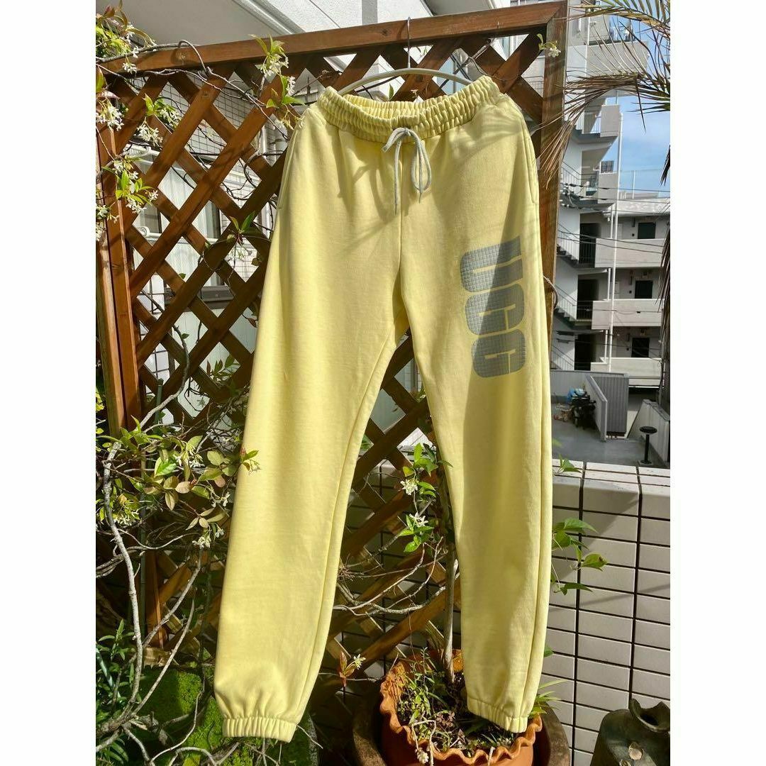 激レア✨L✨セットアップ✨UGG✨発泡BIGロゴ✨パーカー 激レア✨L✨セットアップ✨UGG✨発泡BIGロゴ✨パーカー