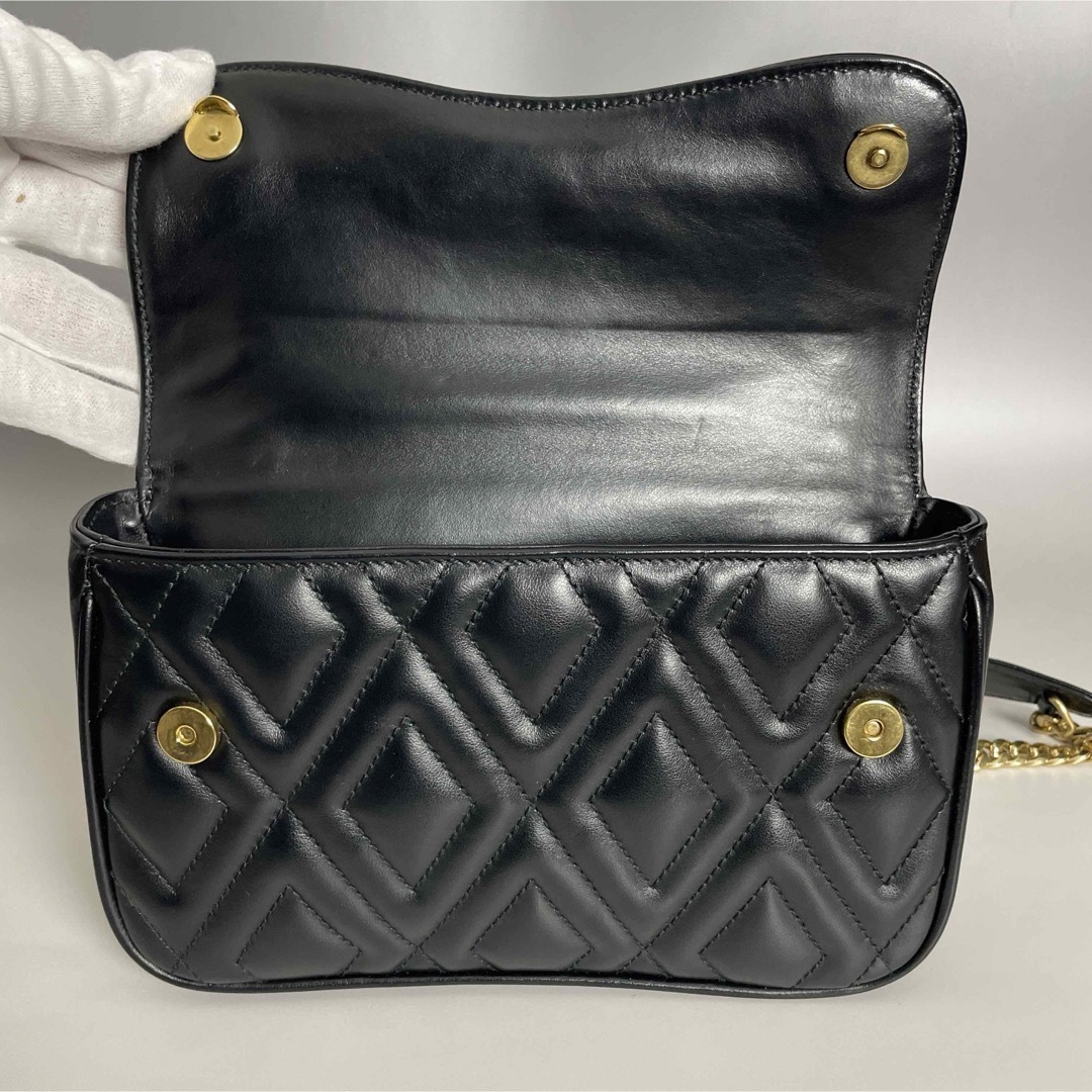 MIUMIU 極美品 黒 キルティング チェーンバッグ ショルダー MIUMIU 極美品 黒 キルティング チェーンバッグ ショルダー