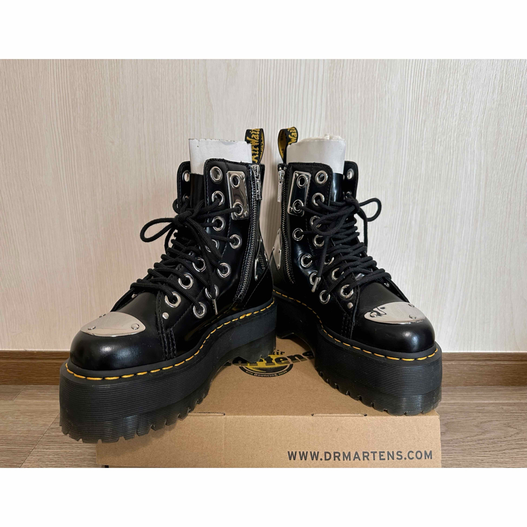 Dr.Martens ドクターマーチン JADON MAX 厚底 ブーツ UK4 Dr.Martens ドクターマーチン JADON MAX 厚底 ブーツ UK4