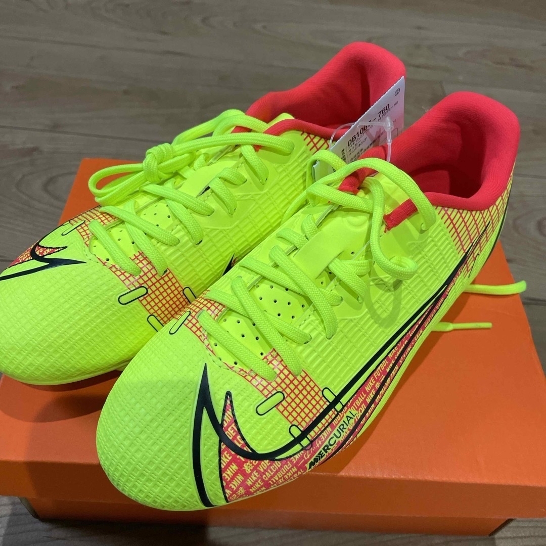 シューズ ATHLETA 27.5cm 気まず スニーカー ゴールド 箱有り シューズ ATHLETA 27.5cm 気まず スニーカー ゴールド 箱有り