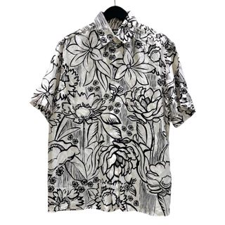 FENDI(シャツ/ブラウス(半袖/袖なし))のフリマアイテム一覧 FENDI(シャツ/ブラウス(半袖/袖なし))のフリマアイテム一覧