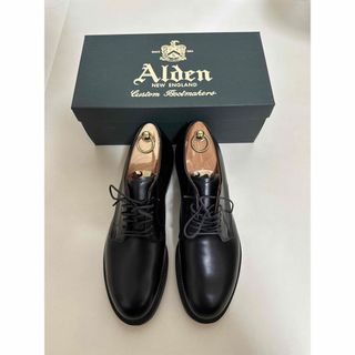 オールデン(Alden)のBEAMS【別注】ALDEN カーフ プレーントウ US9 53517(ドレス/ビジネス)