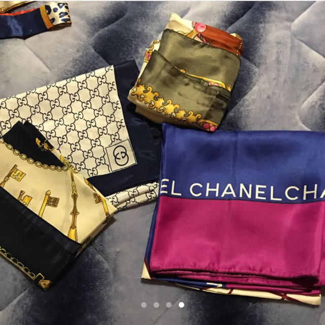 CHANEL(シャネル)のスカーフまとめ売り レディースのファッション小物(バンダナ/スカーフ)の商品写真