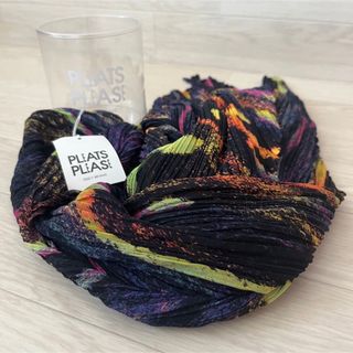 PLEATS PLEASE ISSEY MIYAKE(バンダナ/スカーフ)のフリマ PLEATS PLEASE ISSEY MIYAKE(バンダナ/スカーフ)のフリマ