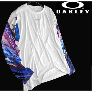 オークリー(Oakley)の☆￥6,050オークリーOAKLEY★限定長袖Ｔシャツ【2XL】☆(Tシャツ/カットソー(七分/長袖))