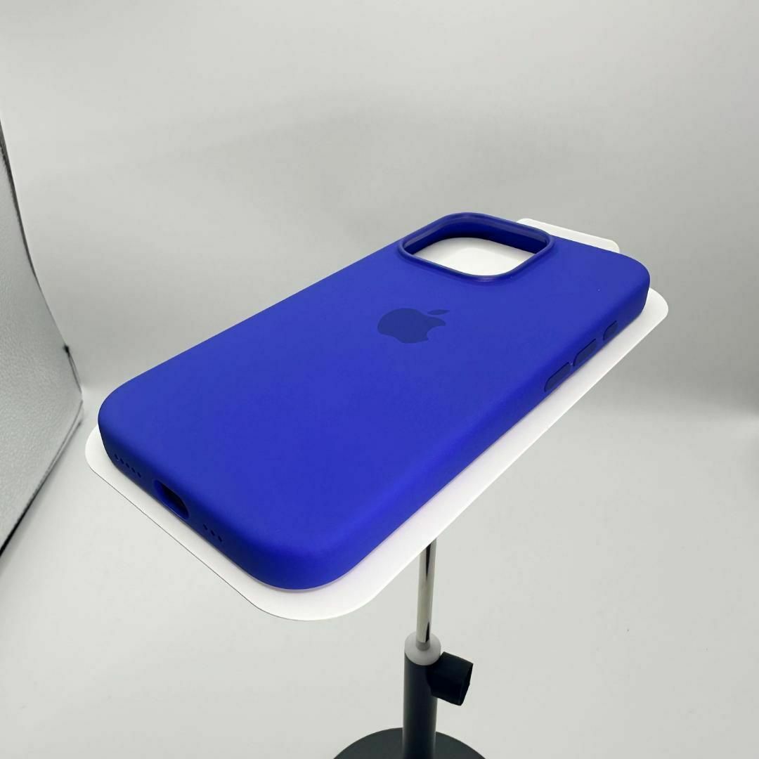 新品-純正互換品-iPhone16 pro シリコンケース-ウルトラマリンの 新品-純正互換品-iPhone16 pro シリコンケース-ウルトラマリンの