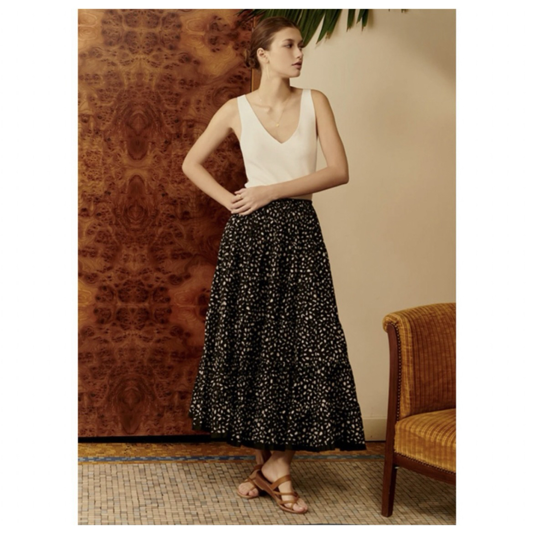 新品未使用】MARIHA 草原の虹のスカート Feathers 新品未使用】MARIHA 草原の虹のスカート Feathers