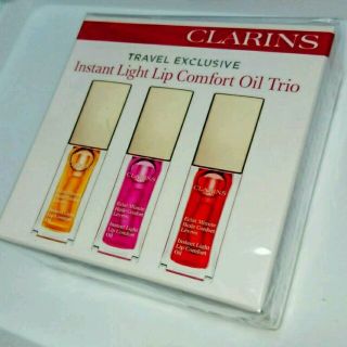 クラランス(CLARINS)のクラランス コンフォートリップオイル 3本セット(リップグロス)