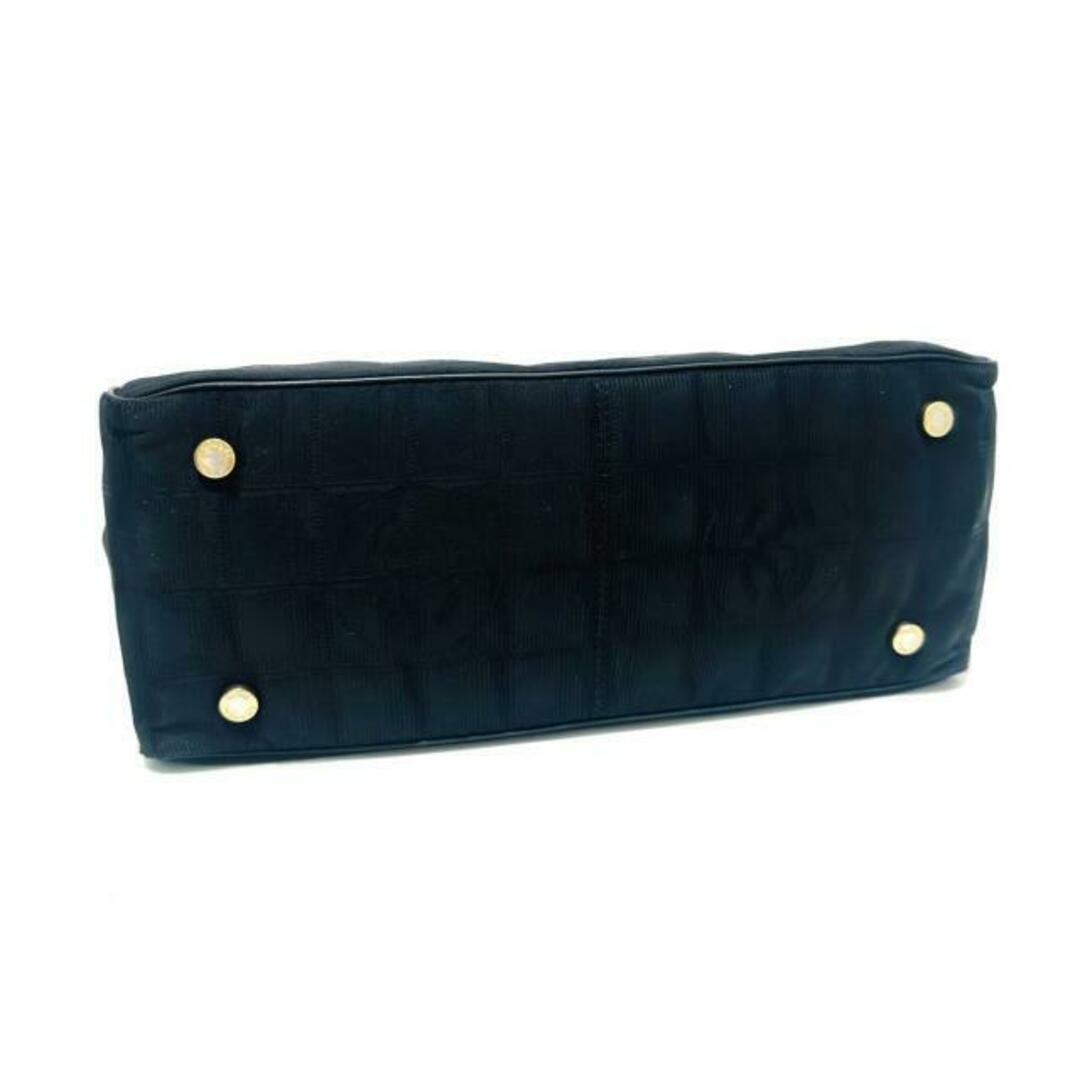 CHANEL - CHANEL(シャネル) トートバッグ ニュートラベルライン CHANEL - CHANEL(シャネル) トートバッグ ニュートラベルライン