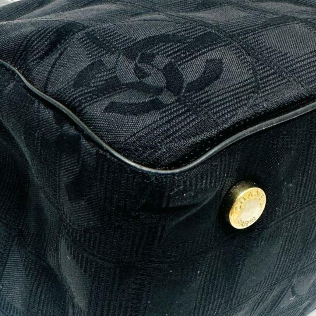 CHANEL - CHANEL(シャネル) トートバッグ ニュートラベルライン CHANEL - CHANEL(シャネル) トートバッグ ニュートラベルライン