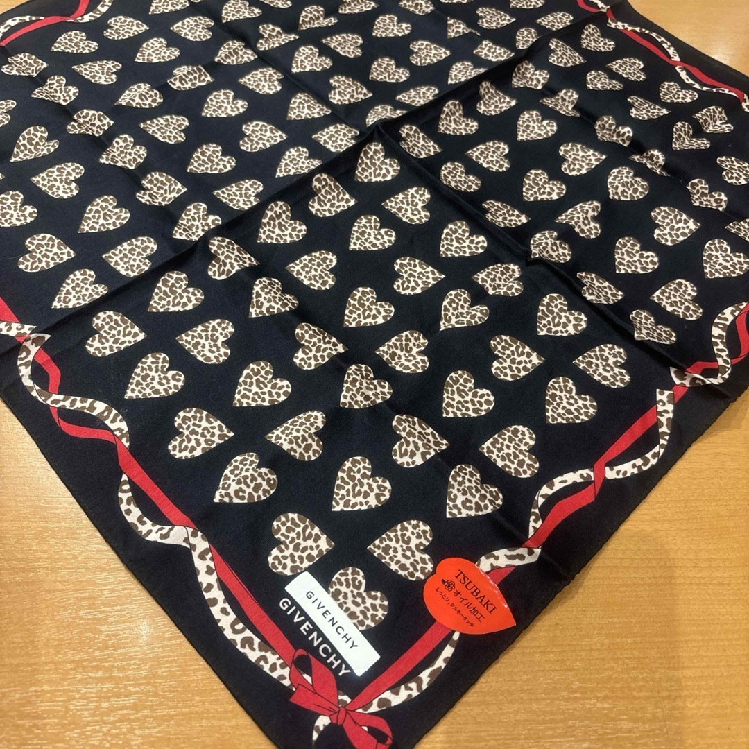 GIVENCHY - ジバンシイハンカチハートレオパードの通販 by GIVENCHY - ジバンシイハンカチハートレオパードの通販 by