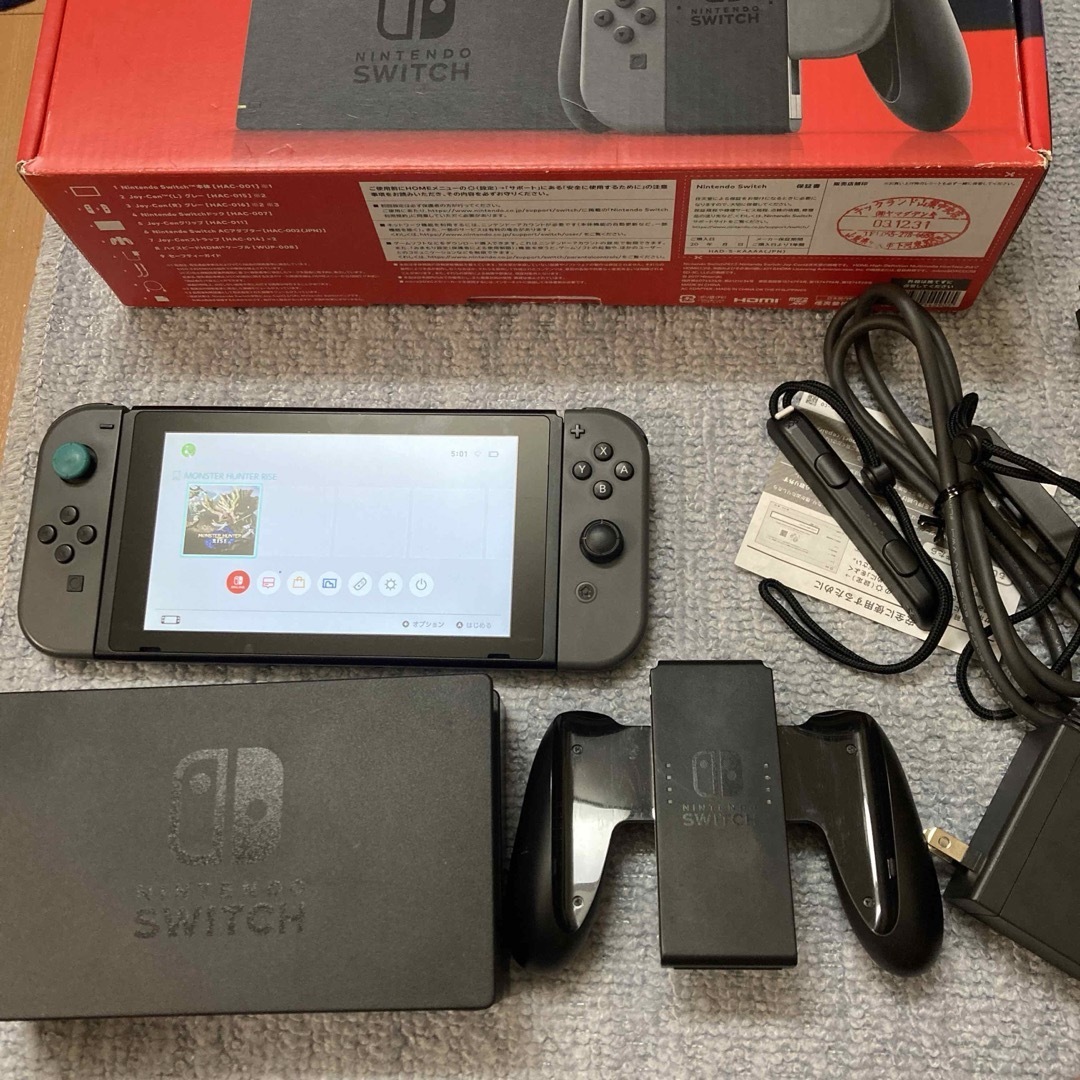 完品・美品】Nintendo Switch Joy-Con / グレー - Nintendo Switch 完品・美品】Nintendo Switch Joy-Con / グレー - Nintendo Switch