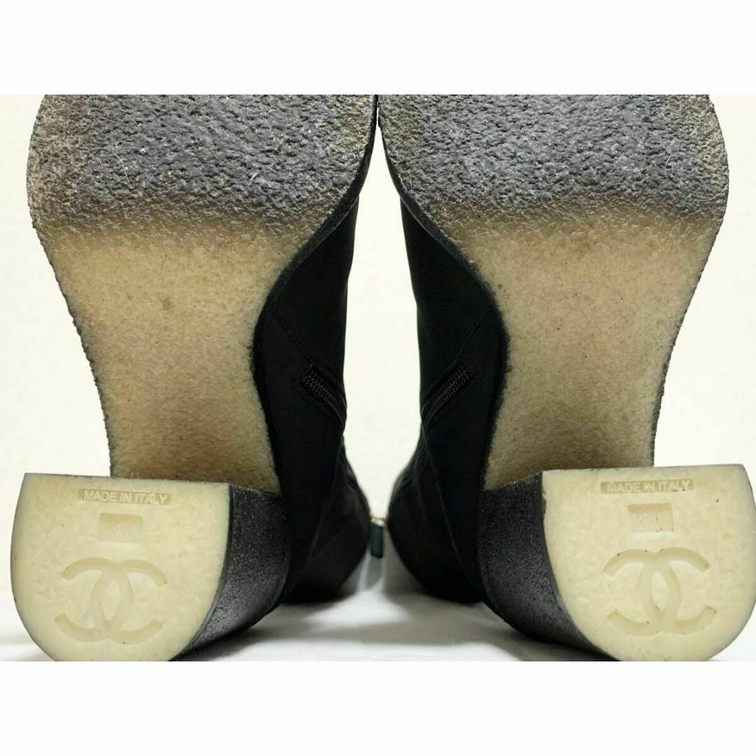CHANEL - 超美品 シャネル G31203 ココ ターンロック スエード CHANEL - 超美品 シャネル G31203 ココ ターンロック スエード