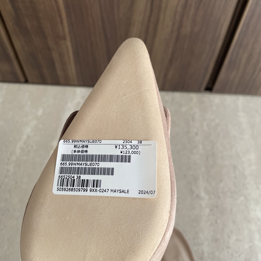 新品未使用マノロブラニク ミュール 新品未使用マノロブラニク ミュール