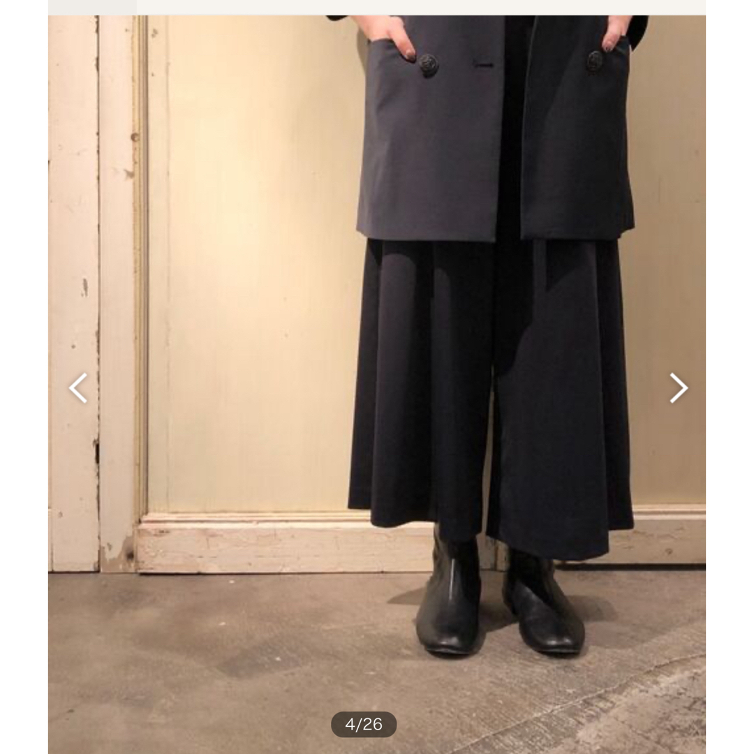 BEARDSLEY - 未使用近 ビアズリー キュロットパンツ ネイビーの BEARDSLEY - 未使用近 ビアズリー キュロットパンツ ネイビーの